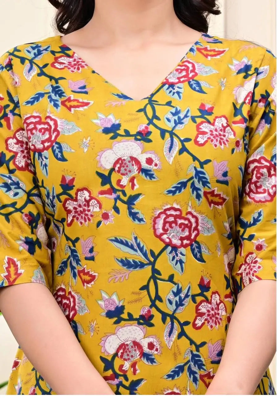 Kamdhenu Print Short Cotton Kurti